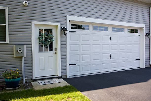 24/7 Emergency Garage Door Roller Replacement experts in Woodsville, NH